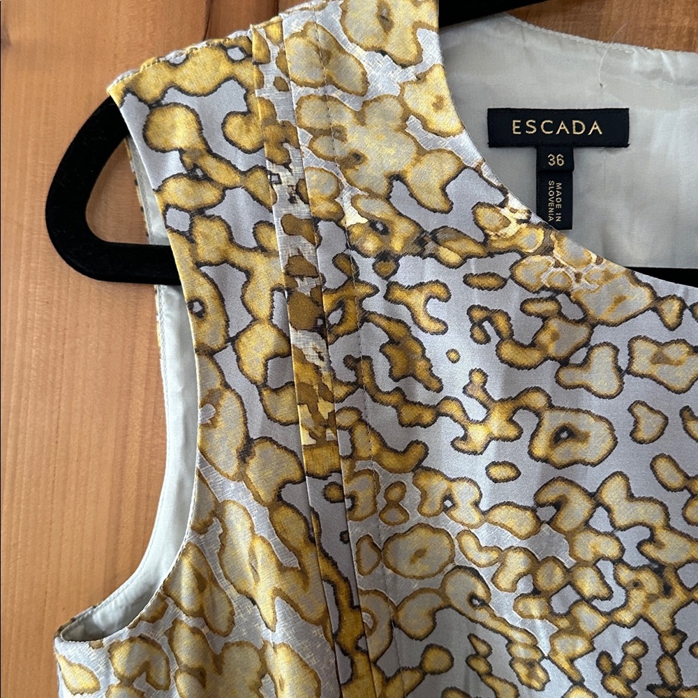 ESCADA EURO chic Made in Slovenia Gold and Silver Midi Dress